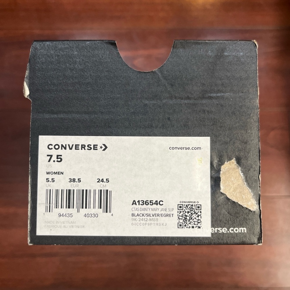 Women 7.5 Converse Dainty Mary Jane Slip Black Patent Leather Valentines Day New - Picture 16 of 16